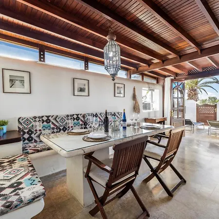 Helen فيلة بلايا بلانكا