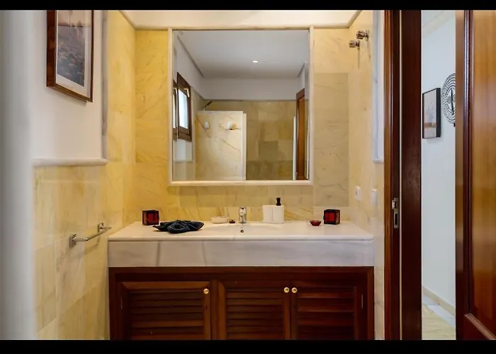 Helen * بلايا بلانكا