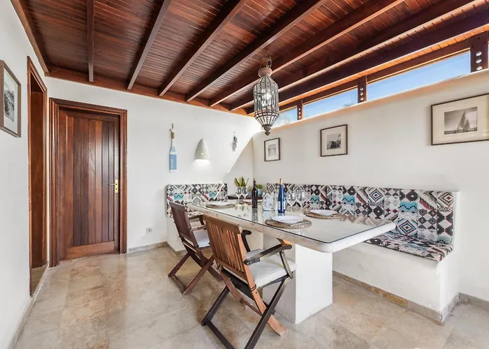 Helen بلايا بلانكا